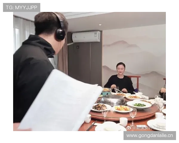 刘洋饭厅点餐都像在开发布会，这日常谁跟他比？